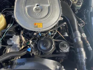 1986 Mercedes-Benz 560 SL with VIN WDBBA48D7GA050661, listed as a Copart auction lot 44859025 with 92,900 mi miles and Clean Title. Bid and sale history available at DreamBid. Image 7.