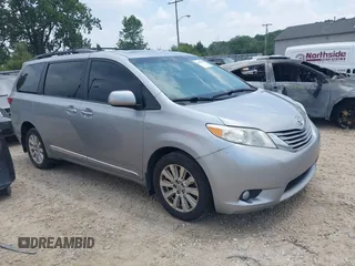 2017 Toyota Sienna XLE with VIN 5TDDZ3DC4HS156256, listed as a IAAI auction lot 42695568 with 266,665 mi miles and . Bid and sale history available at DreamBid. Image 1.