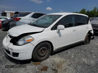2011 Nissan Versa S z VIN 3N1BC1CP4BL481278, wystawiony jako Copart lot #60894935 z przebiegiem 178 835 mil mil oraz Nie do naprawy • Non repairable. Historia ofert i sprzedaży dostępna na DreamBid. Obrazek 1.