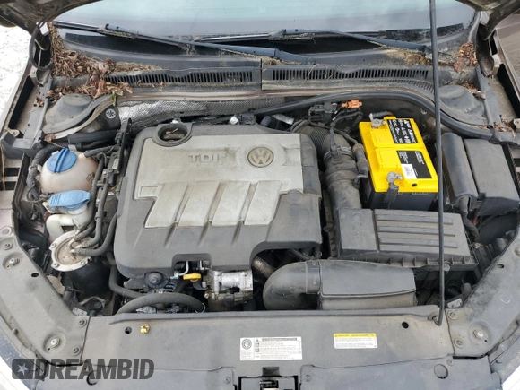 2014 Volkswagen Jetta TDI w/Premium/Nav с VIN 3VWLL7AJ8EM253721, выставлен на аукционе Copart как лот 61551515 с пробегом 155 745 миль миль и Чистый • Clean title. История ставок и продаж доступна на DreamBid. Изображение 11.