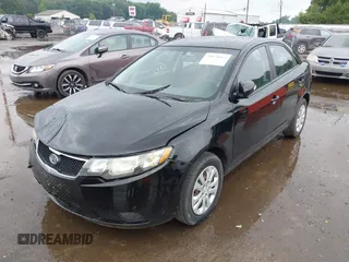 2010 Kia Forte EX z VIN KNAFU4A26A5065796, wystawiony jako IAAI lot #39824465 z przebiegiem 179 857 mil mil oraz . Historia ofert i sprzedaży dostępna na DreamBid. Obrazek 2.