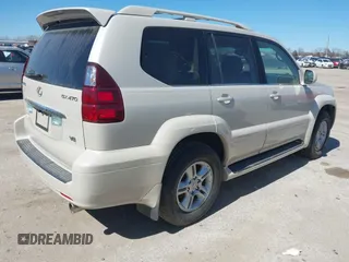 2003 Lexus GX 470 with VIN JTJBT20X430013005, listed as a IAAI auction lot 41666117 with 225,332 mi miles. Bid and sale history available at carsss.com. Image 4.