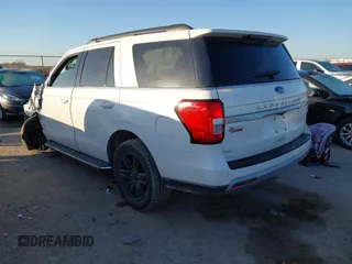2022 Ford Expedition XLT with VIN 1FMJU1HT6NEA50257, listed as a IAAI auction lot 41147441 with 48,479 mi miles. Bid and sale history available at carsss.com. Image 3.