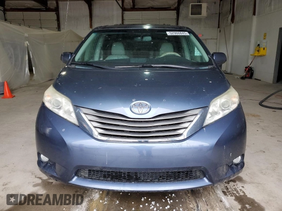 2013 Toyota Sienna XLE AAS with VIN 5TDYK3DC8DS391968, listed as a Copart auction lot 52966845 with 222,268 mi miles and Clean Title. Bid and sale history available at DreamBid. Image 5.