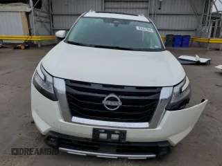 2024 Nissan Pathfinder Platinum with VIN 5N1DR3DG7RC209193, listed as a Copart auction lot 83552344 with 13,733 mi miles and Salvage Title. Bid and sale history available at carsss.com. Image 5.