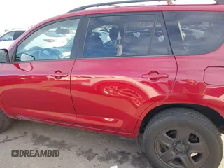2008 Toyota RAV4 with VIN JTMZD33V686061866, listed as a IAAI auction lot 41611669 with 120,955 mi miles. Bid and sale history available at carsss.com. Image 14.