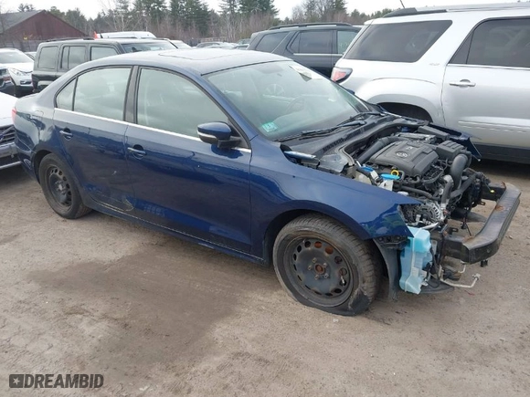 2014 Volkswagen Jetta Sedan SE with VIN 3VWD17AJ1EM428630, listed as a IAAI auction lot 41802718 with 147,405 mi miles. Bid and sale history available at carsss.com. Image 1.