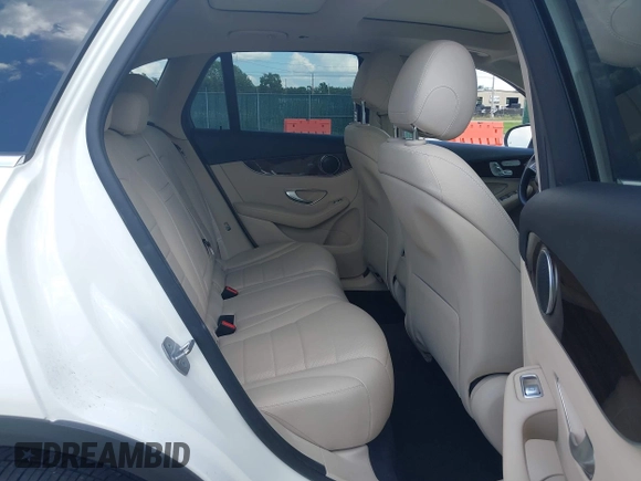 2017 Mercedes-Benz GLC 300 с VIN WDC0G4JBXHF263828, выставлен на аукционе IAAI как лот 42587272 с пробегом 39 275 миль миль и . История ставок и продаж доступна на DreamBid. Изображение 8.
