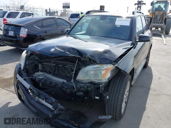 2010 Mercedes-Benz GLK 350 with VIN WDCGG5GB8AF347664, listed as a IAAI auction lot 42043842 with 136,823 mi miles and . Bid and sale history available at DreamBid. Image 6.