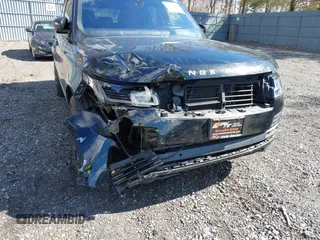 2019 Land Rover Range Rover HSE with VIN SALGS2SV6KA567560, listed as a IAAI auction lot 41728822 with 58,448 mi miles and . Bid and sale history available at DreamBid. Image 6.