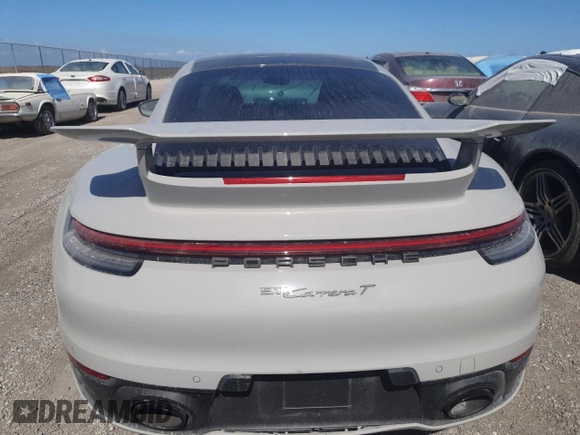 2024 Porsche 911 Carrera with VIN WP0AA2A9XRS210035, listed as a Copart auction lot 75607194 with 0 mi miles and Salvage Title. Bid and sale history available at carsss.com. Image 6.