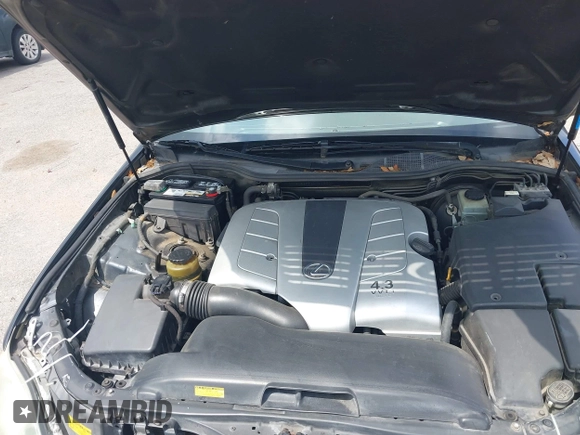2004 Lexus LS 430 with VIN JTHBN36F940151530, listed as a IAAI auction lot 42124508 with 230,175 mi miles. Bid and sale history available at carsss.com. Image 10.