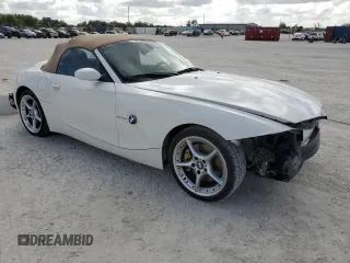 2006 BMW Z4 3.0si with VIN 4USBU53556LX00647, listed as a Copart auction lot 83436974 with 70,077 mi miles and Salvage title. Bid and sale history available at DreamBid. Image 4.