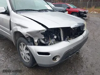 2006 Buick Rainier CXL with VIN 5GADT13S762142937, listed as a IAAI auction lot 41228865 with 275,920 mi miles. Bid and sale history available at carsss.com. Image 6.