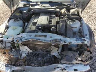 2001 BMW Z3 3.0 with VIN WBACN53491LL46300, listed as a Copart auction lot 44136155 with 154,970 mi miles and Salvage title. Bid and sale history available at DreamBid. Image 11.