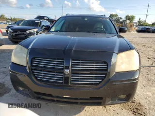 2005 Dodge Magnum RT z VIN 2D8GV58275H622599, wystawiony jako Copart lot #73849524 z przebiegiem Nie podano mil oraz Szkoda całkowita • Salvage title. Historia ofert i sprzedaży dostępna na DreamBid. Obrazek 5.