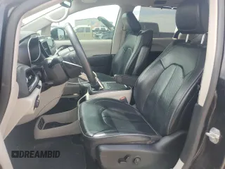2020 Chrysler Pacifica Limited z VIN 2C4RC1GG6LR250036, wystawiony jako Copart lot #53610075 z przebiegiem 99 158 mil mil oraz Szkoda całkowita • Salvage title. Historia ofert i sprzedaży dostępna na DreamBid. Obrazek 7.
