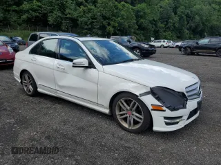 2013 Mercedes-Benz C 300 Sport with VIN WDDGF8AB1DG032261, listed as a Copart auction lot 63819795 with 162,525 mi miles and Salvage title. Bid and sale history available at DreamBid. Image 4.
