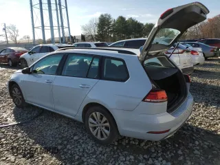 2018 Volkswagen Golf S z VIN 3VW117AUXJM760394, wystawiony jako Copart lot #82150494 z przebiegiem 113 381 mil mil oraz Szkoda całkowita • Salvage title. Historia ofert i sprzedaży dostępna na DreamBid. Obrazek 2.