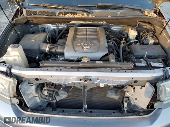 2010 Toyota Tundra z VIN 5TFDW5F1XAX142538, wystawiony jako Copart lot #83667104 z przebiegiem 192 446 mil mil oraz Szkoda całkowita • Salvage title. Historia ofert i sprzedaży dostępna na DreamBid. Obrazek 11.