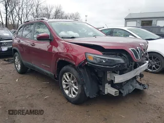 2020 Jeep Cherokee Latitude with VIN 1C4PJMCB3LD650308, listed as a IAAI auction lot 41052567 with 114,049 mi miles. Bid and sale history available at carsss.com. Image 1.
