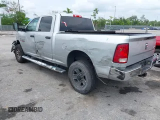 2016 Ram 2500 Tradesman с VIN 3C6UR5CL0GG357847, выставлен на аукционе IAAI как лот 42403339 с пробегом 256 394 миль миль и . История ставок и продаж доступна на DreamBid. Изображение 3.