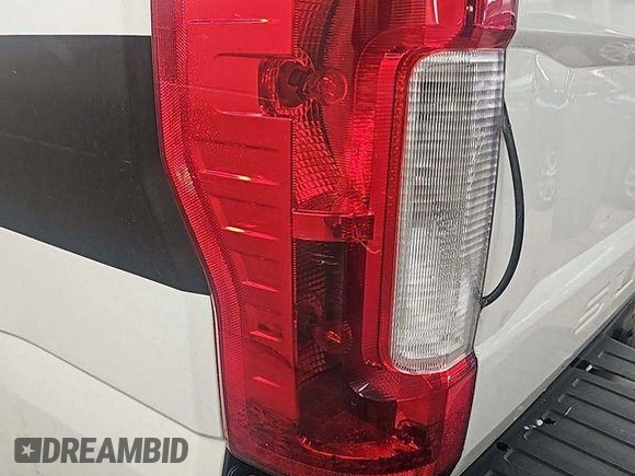 2018 Ford F-250 XLT with VIN 1FTBF2B61JEB24898, listed as a IAAI auction lot 42854197 with 108,352 mi miles and . Bid and sale history available at DreamBid. Image 2.