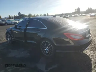 2012 Mercedes-Benz CLS-Class CLS 550 with VIN WDDLJ7DB8CA049093, listed as a Copart auction lot 78743944 with 137,678 mi miles and Salvage Title. Bid and sale history available at carsss.com. Image 2.