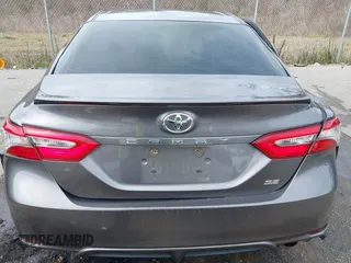 2018 Toyota Camry LE z VIN 4T1B11HK8JU635944, wystawiony jako IAAI lot #41672751 z przebiegiem 174 514 mil mil oraz . Historia ofert i sprzedaży dostępna na DreamBid. Obrazek 16.