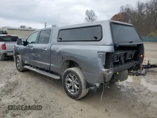 2018 Nissan Titan XD SV with VIN 1N6AA1F44JN533990, listed as a Copart auction lot 84935134 with 122,148 mi miles and Salvage Title. Bid and sale history available at carsss.com. Image 2.