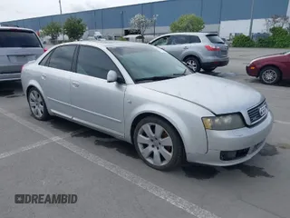 2005 Audi A4 3.0L with VIN WAULT68E35A021818, listed as a IAAI auction lot 41986513 with 189,449 mi miles. Bid and sale history available at carsss.com. Image 1.