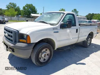 2007 Ford F-250 XL with VIN 1FTNF21567EA99639, listed as a IAAI auction lot 42136009 with 230,652 mi miles and . Bid and sale history available at DreamBid. Image 2.