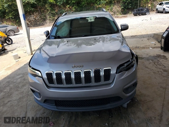 2019 Jeep Cherokee Latitude with VIN 1C4PJLCB2KD221024, listed as a Copart auction lot 63835365 with 61,364 mi miles and Salvage title. Bid and sale history available at DreamBid. Image 5.