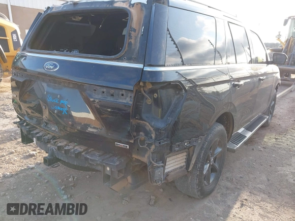 2019 Ford Expedition XLT z VIN 1FMJU1JTXKEA30678, wystawiony jako IAAI lot #41905098 z przebiegiem 156 746 mil mil oraz . Historia ofert i sprzedaży dostępna na DreamBid. Obrazek 4.
