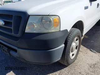 2007 Ford F-150 XL with VIN 1FTRF12217NA59906, listed as a IAAI auction lot 41685961 with 81,976 mi miles. Bid and sale history available at carsss.com. Image 14.