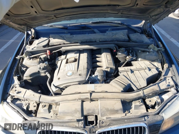2011 BMW 3 Series 328i with VIN WBAPH7G57BNM54430, listed as a IAAI auction lot 41851093 with 188,291 mi miles. Bid and sale history available at carsss.com. Image 10.