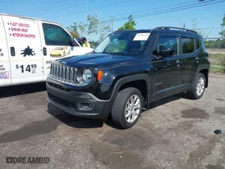 2017 Jeep Renegade Latitude with VIN ZACCJBBB4HPE90100, listed as a IAAI auction lot 41998252 with 84,443 mi miles. Bid and sale history available at carsss.com. Image 2.