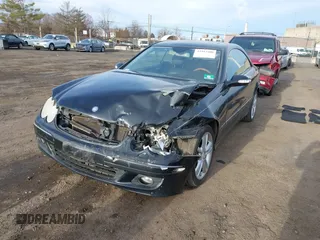 2008 Mercedes-Benz CLK 350 with VIN WDBTJ56H28F245782, listed as a IAAI auction lot 41512400 with 137,157 mi miles and . Bid and sale history available at carsss.com. Image 6.