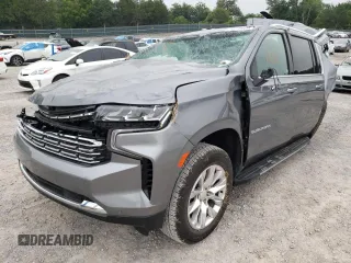 2022 Chevrolet Suburban Premier with VIN 1GNSCFKD9NR157958, listed as a Copart auction lot 53354422 with 7,800 mi miles and Non repairable. Bid and sale history available at DreamBid. Image 2.