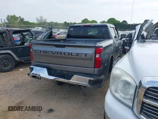 2021 Chevrolet Silverado 1500 LT z VIN 1GCUYDED3MZ411911, wystawiony jako IAAI lot #42005209 z przebiegiem 29 253 mil mil oraz . Historia ofert i sprzedaży dostępna na DreamBid. Obrazek 4.