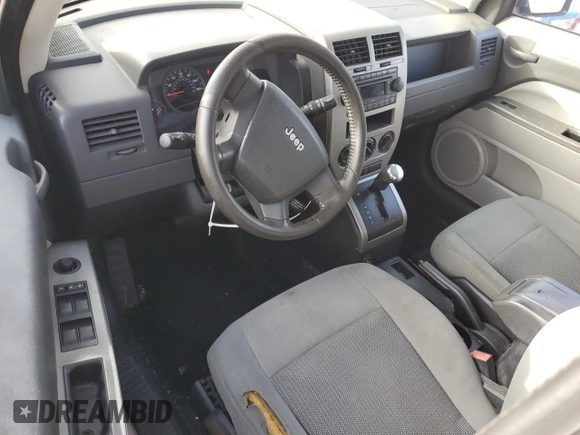 2007 Jeep Patriot Sport with VIN 1J8FT28W57D272626, listed as a Copart auction lot 84927144 with 287,688 mi miles and Salvage Title. Bid and sale history available at DreamBid. Image 8.