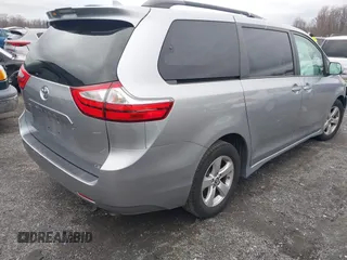 2018 Toyota Sienna LE Auto Access Seat with VIN 5TDKZ3DC6JS904910, listed as a IAAI auction lot 41138869 with 109,900 mi miles and . Bid and sale history available at DreamBid. Image 4.