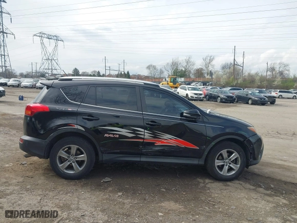 2015 Toyota RAV4 XLE with VIN 2T3RFREV4FW270089, listed as a IAAI auction lot 41943299 with 182,879 mi miles. Bid and sale history available at carsss.com. Image 13.