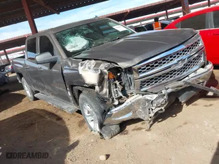 2014 Chevrolet Silverado 1500 LT with VIN 3GCUKREC4EG422357, listed as a IAAI auction lot 41460886 with 174,455 mi miles. Bid and sale history available at carsss.com. Image 1.