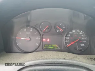 2005 Ford Freestyle SEL with VIN 1FMZK02135GA52899, listed as a Copart auction lot 51609595 with 209,661 mi miles and Salvage Title. Bid and sale history available at carsss.com. Image 9.