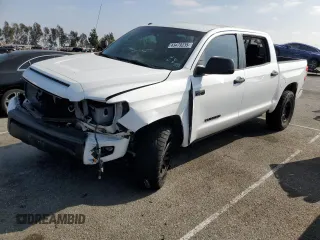 2017 Toyota Tundra 2WD SR5 with VIN 5TFEY5F18HX224101, listed as a Copart auction lot 43479235 with 88,398 mi miles and Salvage Title. Bid and sale history available at carsss.com. Image 1.