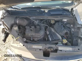 2011 Volkswagen Routan SE with VIN 2V4RW3DG0BR621820, listed as a Copart auction lot 87670825 with 180,222 mi miles and Salvage title. Bid and sale history available at DreamBid. Image 12.