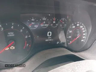 2018 Chevrolet Camaro 2SS z VIN 1G1FH1R73J0157556, wystawiony jako IAAI lot #41928609 z przebiegiem 88 730 mil mil oraz . Historia ofert i sprzedaży dostępna na DreamBid. Obrazek 7.