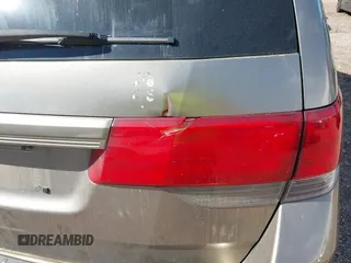 2010 Honda Odyssey LX with VIN 5FNRL3H25AB018051, listed as a IAAI auction lot 41886393 with 256,554 mi miles. Bid and sale history available at carsss.com. Image 14.