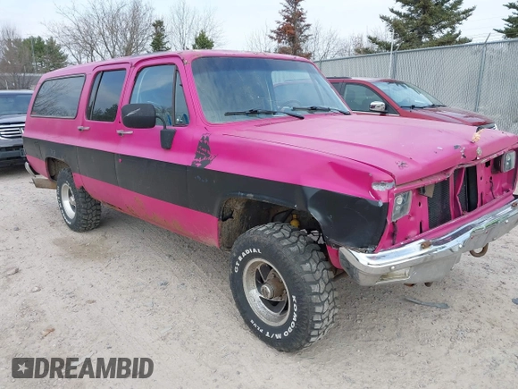 1981 Chevrolet Suburban z VIN 1G8EK16L5BF127764, wystawiony jako IAAI lot #42062572 z przebiegiem 83 014 mil mil oraz . Historia ofert i sprzedaży dostępna na DreamBid. Obrazek 1.